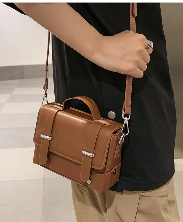 Minimalist Men's Shoulder Bag Fashionable Male PU Leather Crossbody Bags Small Flip Style Messenger Bag for Men Designer Handbag