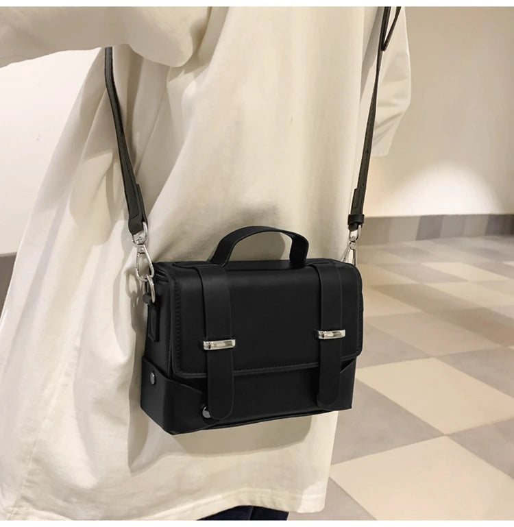 Minimalist Men's Shoulder Bag Fashionable Male PU Leather Crossbody Bags Small Flip Style Messenger Bag for Men Designer Handbag