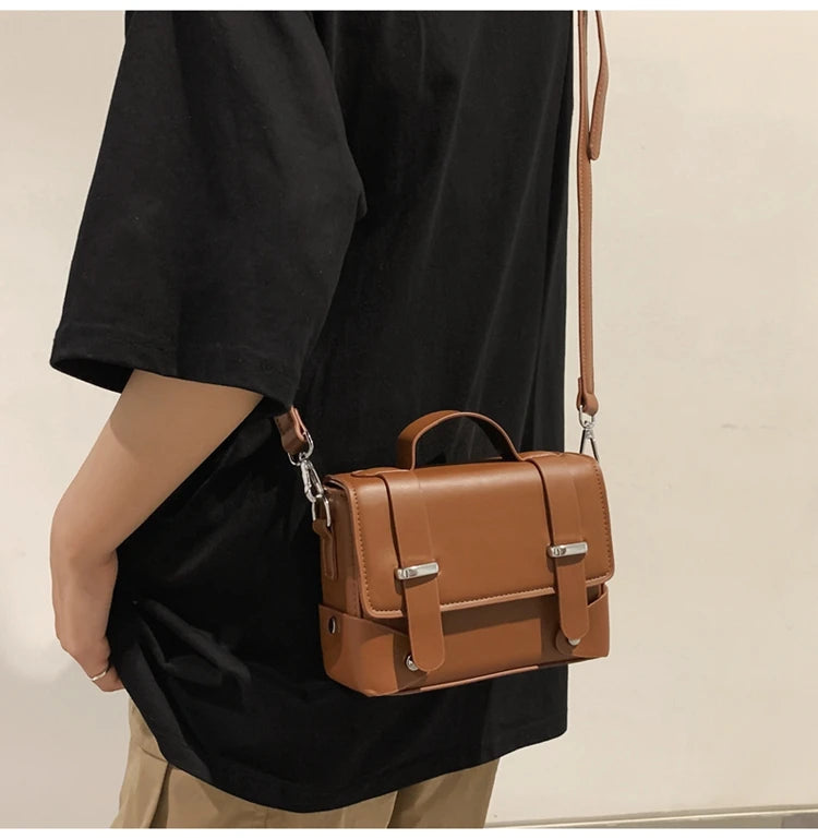 Minimalist Men's Shoulder Bag Fashionable Male PU Leather Crossbody Bags Small Flip Style Messenger Bag for Men Designer Handbag