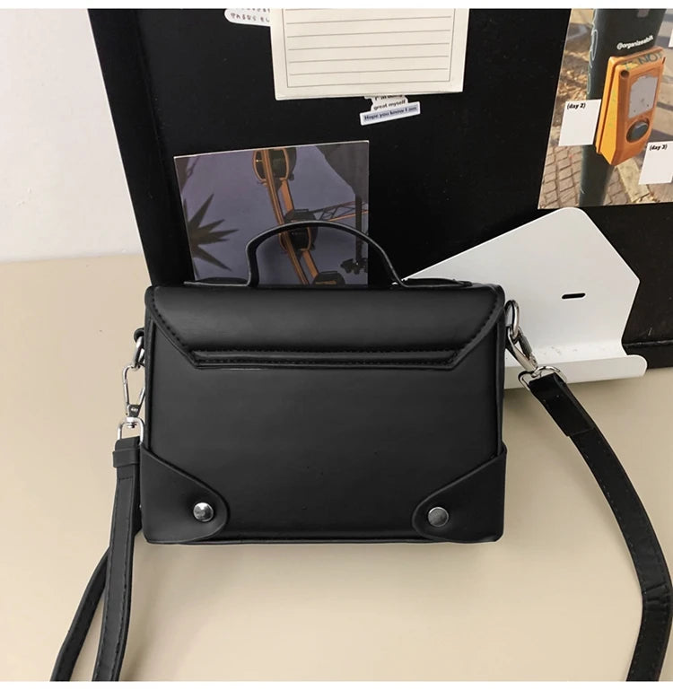 Minimalist Men's Shoulder Bag Fashionable Male PU Leather Crossbody Bags Small Flip Style Messenger Bag for Men Designer Handbag