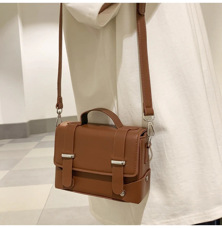 Minimalist Men's Shoulder Bag Fashionable Male PU Leather Crossbody Bags Small Flip Style Messenger Bag for Men Designer Handbag
